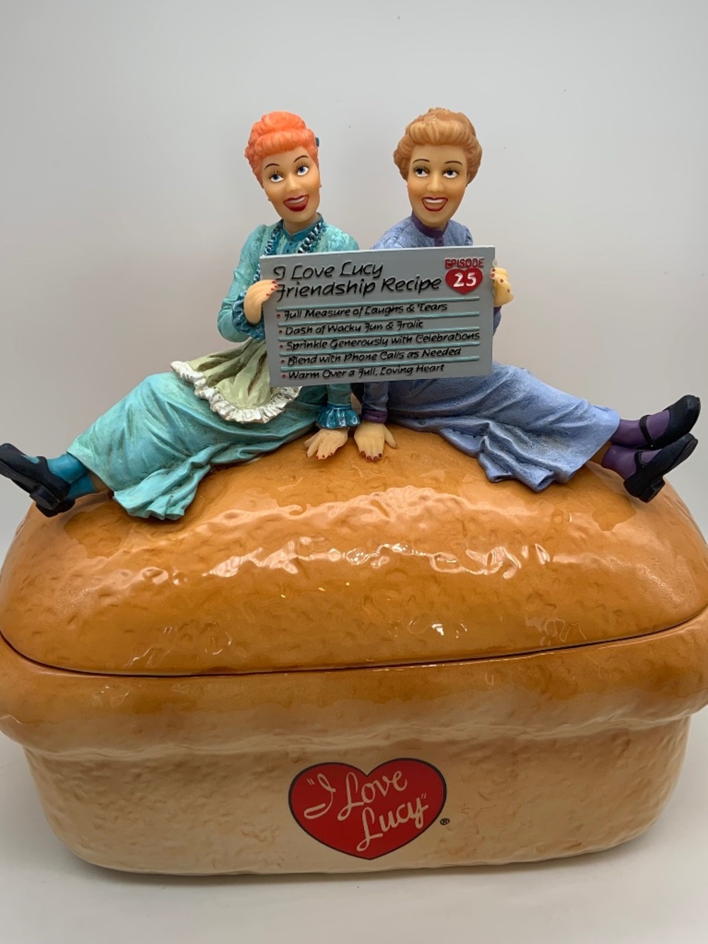 VTG I Love Lucy Colossal Loaf of Bread Retro Ceramic Cookie Jar Vandor w/ Box!